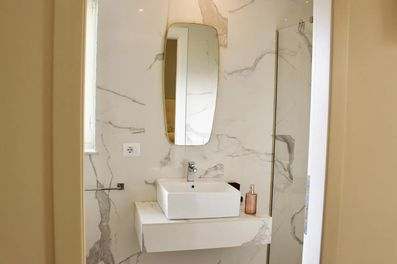 Dimora San Gregorio Luxury Rooms Palermo 0*,