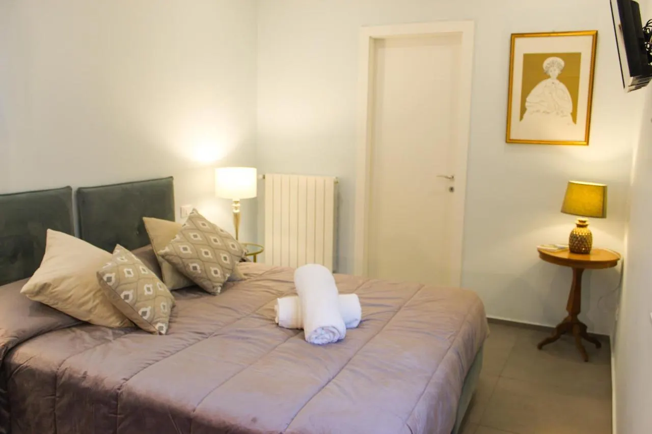 Dimora San Gregorio Luxury Rooms Palermo 0*,